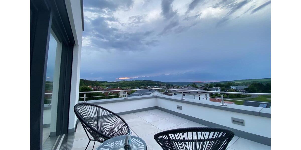 Villa Thüngen - 7 Zimmer, 210 m&sup2;, 2.500&euro; | Angebot:26129967