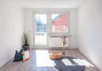 Wohnung zum Mieten in Chemnitz 272 € 49.04 m²