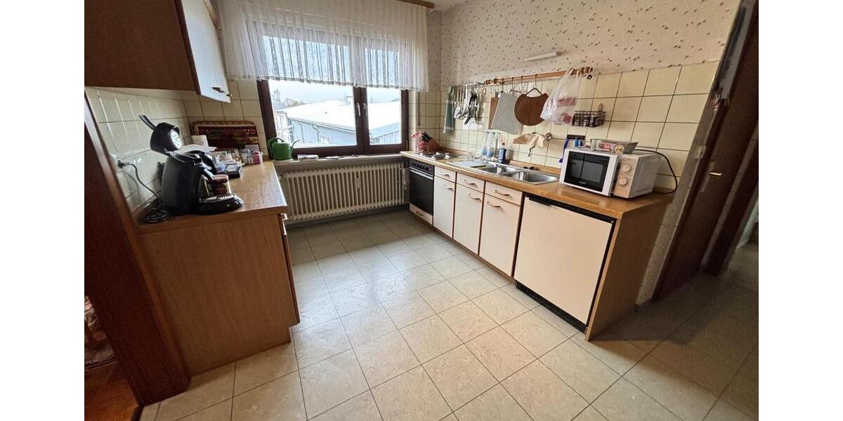 Einfamilienhaus Kastellaun - 10 Zimmer, 340 m&sup2;, 498.000&euro; | Angebot:25280873