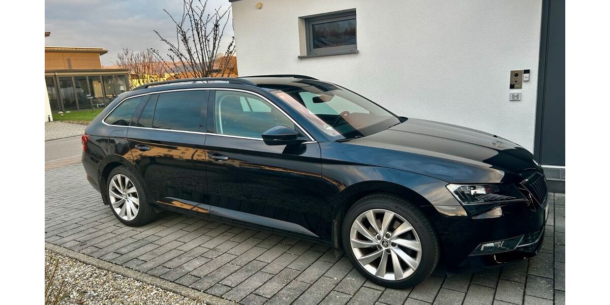 Skoda Superb 96.000 km 17.000 &euro; Lauchringen 79787