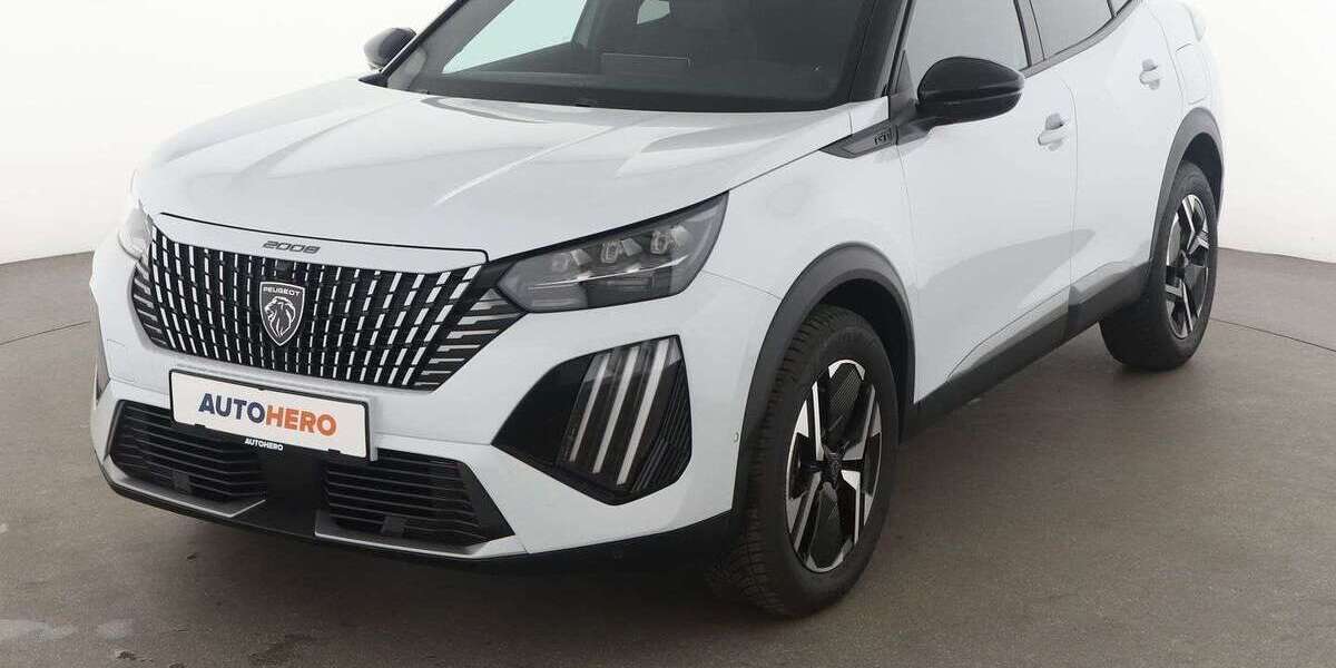 Peugeot 2008 2.332 km 26.620 € Stuttgart 70195