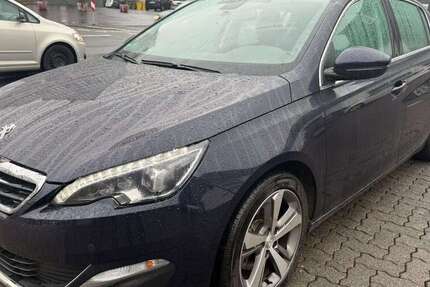 Peugeot 308 92.400 km 9.999 &euro; Kreuztal 57223