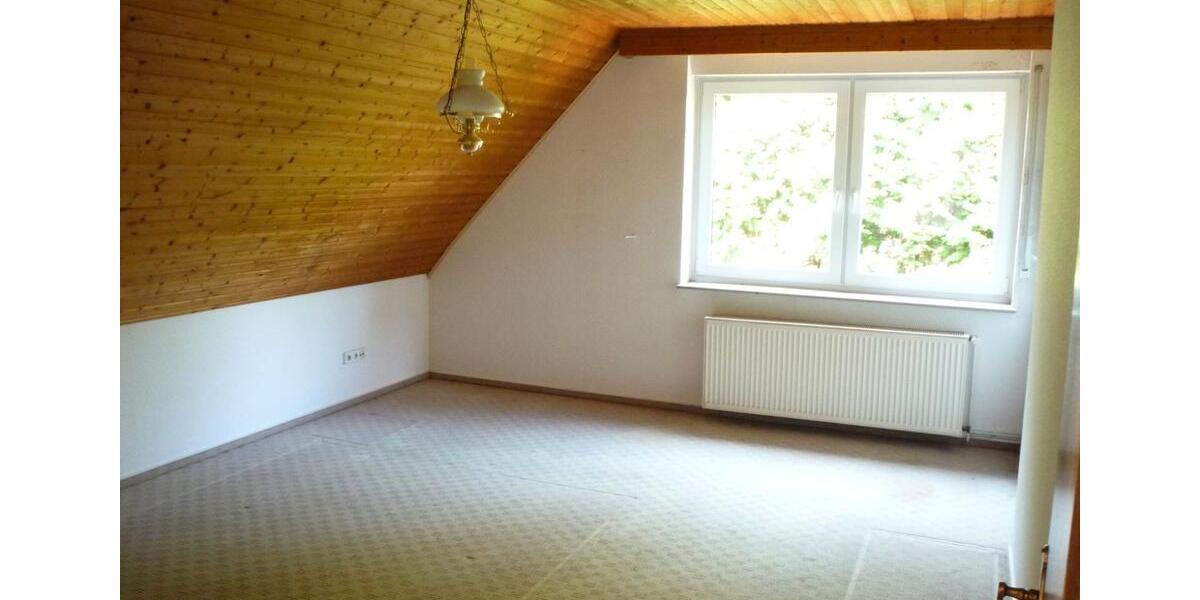 Einfamilienhaus Bergen - 7 Zimmer, 160 m&sup2;, 390.000&euro; | Angebot:26958654
