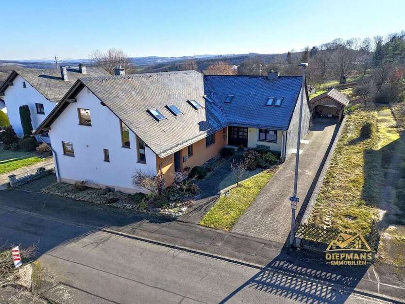 Haus zum Kaufen in Mörschied 360.000 € 294 m²