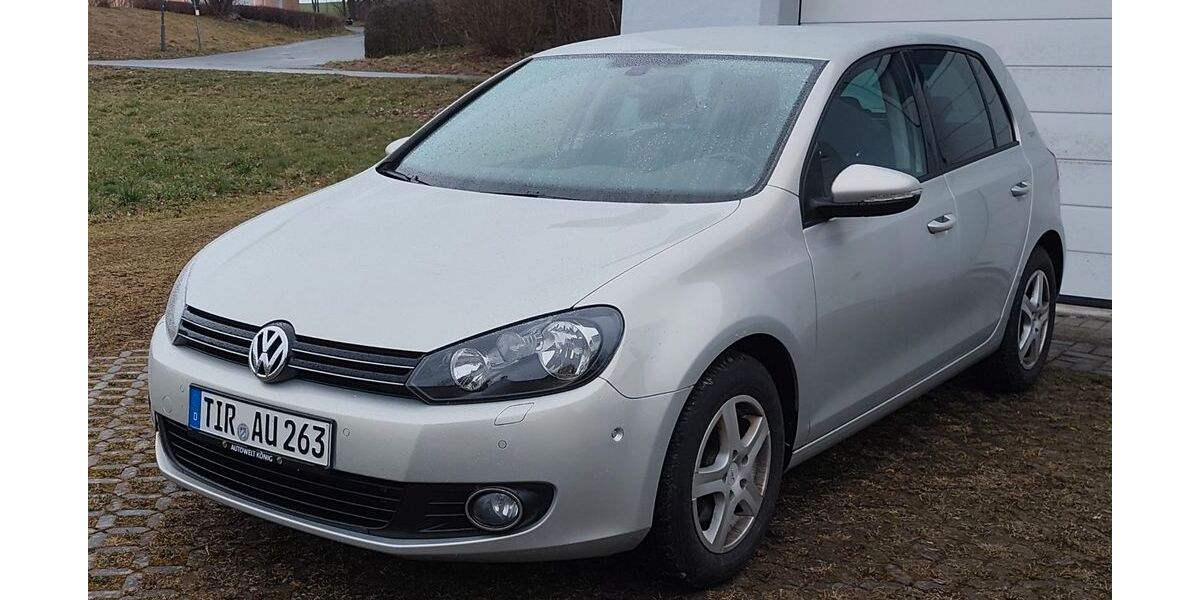 VW Golf 74.000 km 6.900 &euro; Bärnau 95671