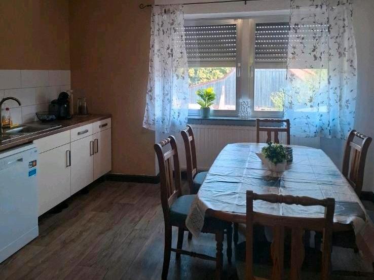 FERIENWOHNUNG MONTEURSWOHNUNG zu vermieten 4 zimmer