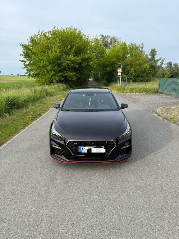 i30