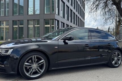 Audi A5 166.000 km 15.600 &euro; München 80995