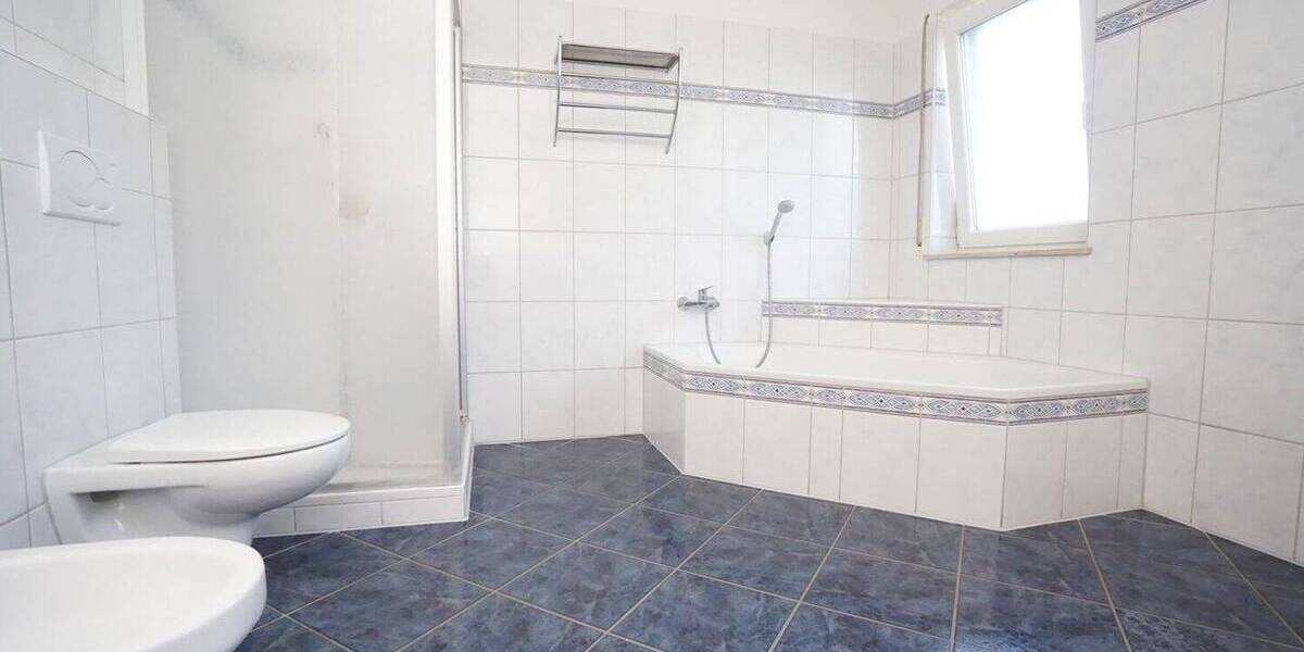 Einfamilienhaus Fulda Edelzell - 8 Zimmer, 226 m&sup2;, 690.000&euro; | Angebot:26796831