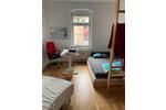 Pendler Zimmer in sonniger AltbauWohnung mit Balkon