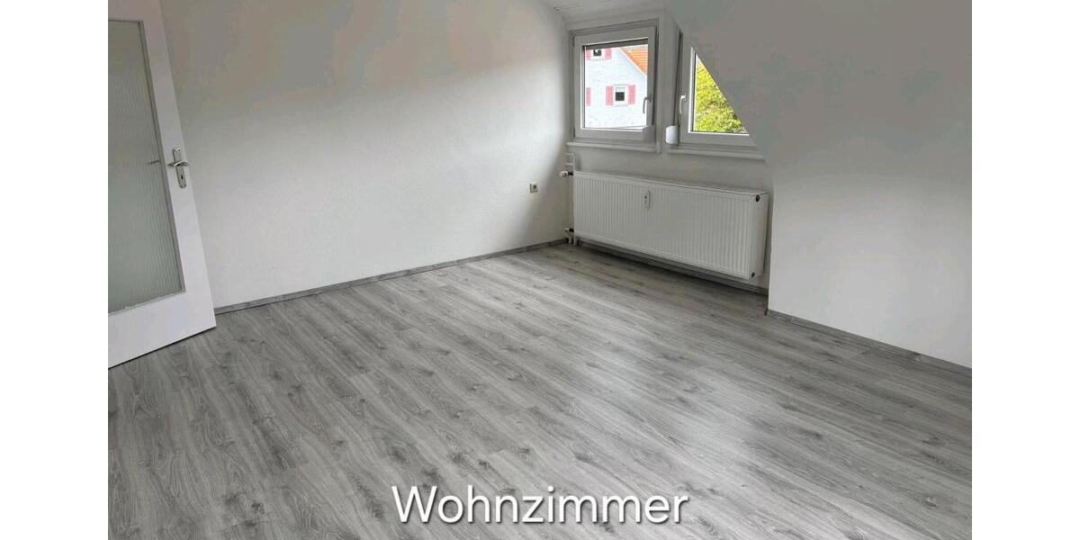 Dachgeschoßwohnung Egenhausen - 4 Zimmer, 65 m&sup2;, 550&euro; | Angebot:26662139