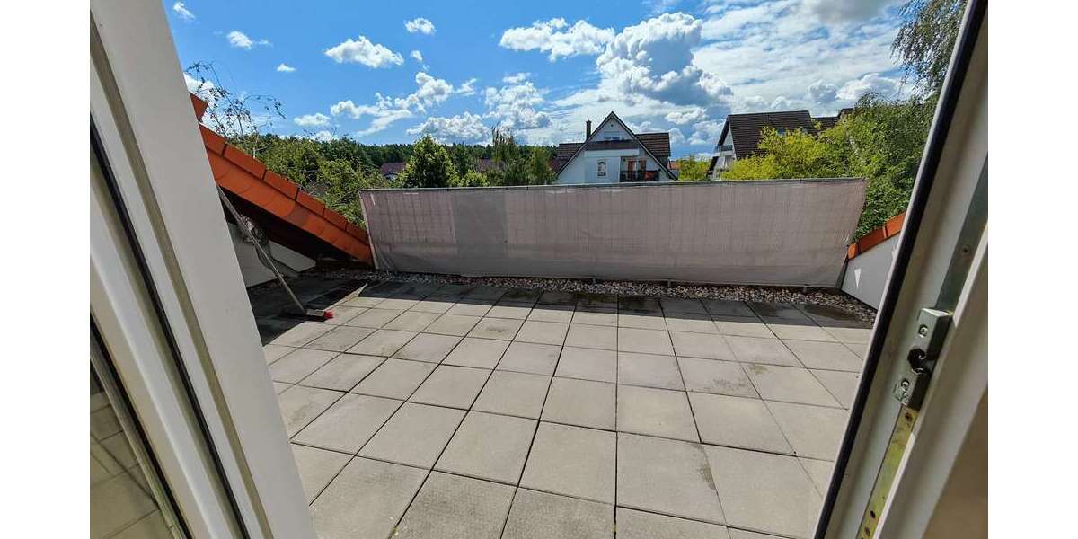 Etagenwohnung Cottbus Döbbrick - 3 Zimmer, 87 m&sup2;, 695&euro; | Angebot:27135000