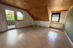 Dachgeschoßwohnung Gallmersgarten - 3 Zimmer, 112 m&sup2;, 750&euro; | Angebot:26679170