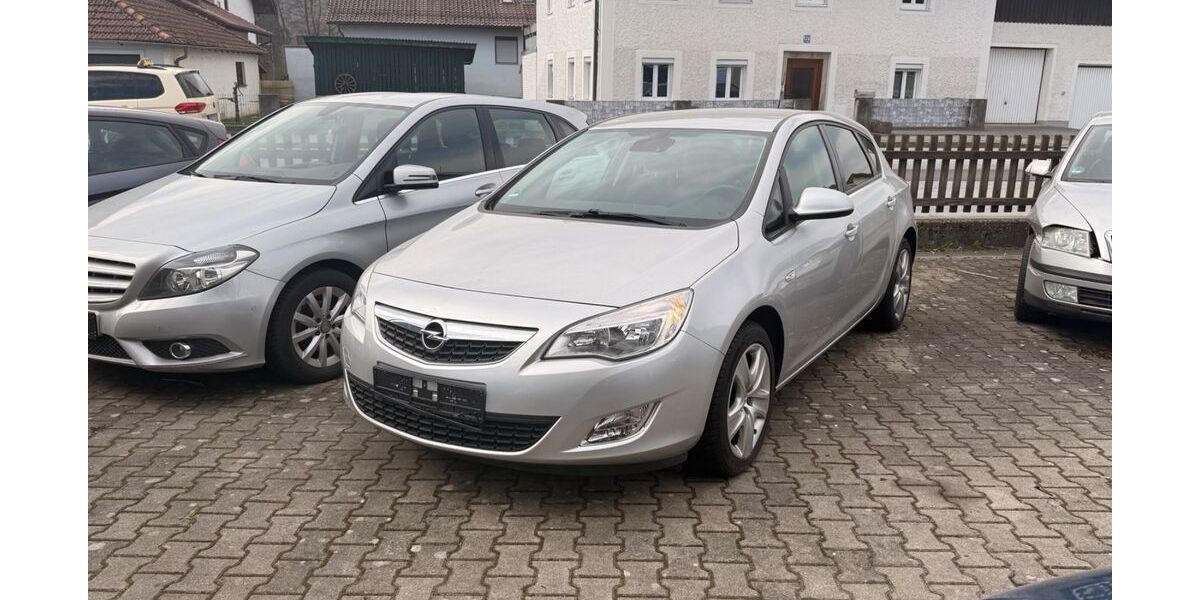 Opel Astra 85.000 km 5.999 &euro; Deggendorf 94469