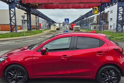 Mazda 2 61.600 km 11.790 &euro; Mülheim 45476