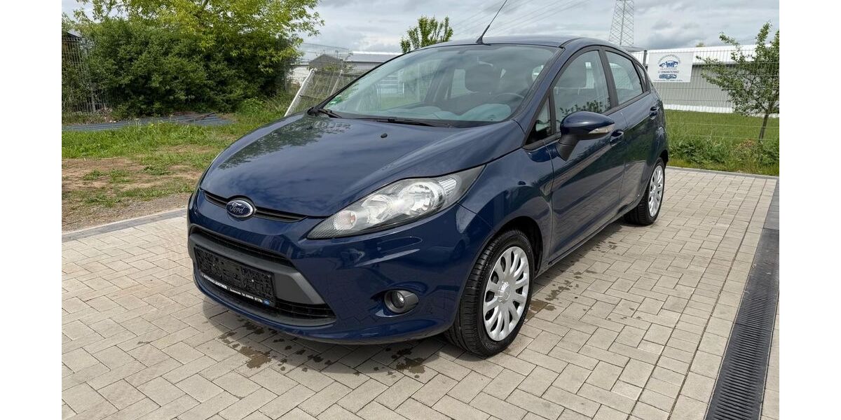 Ford Fiesta 95.000 km 3.200 &euro; Gotha 99867