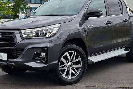 Toyota Hilux 300.000 km 28.900 &euro; Köln 51107