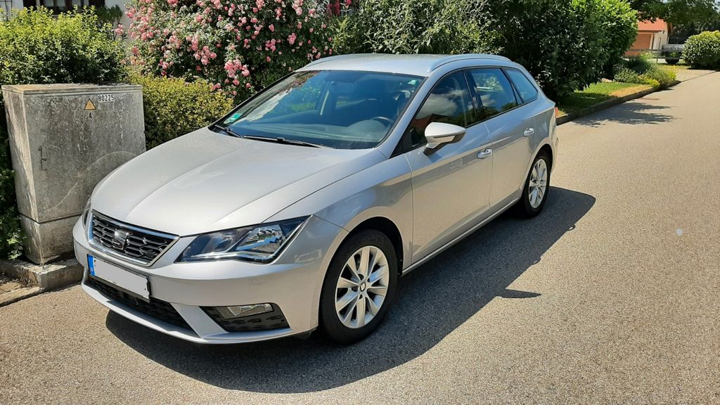 Seat Leon 73.100 km 9.900 &euro; Anger 83454