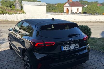 Ford Focus 51.500 km 16.490 &euro; Neuburg am Inn 94127