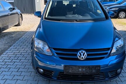 VW Golf 104.000 km 3.490 &euro; Augsburg 86167