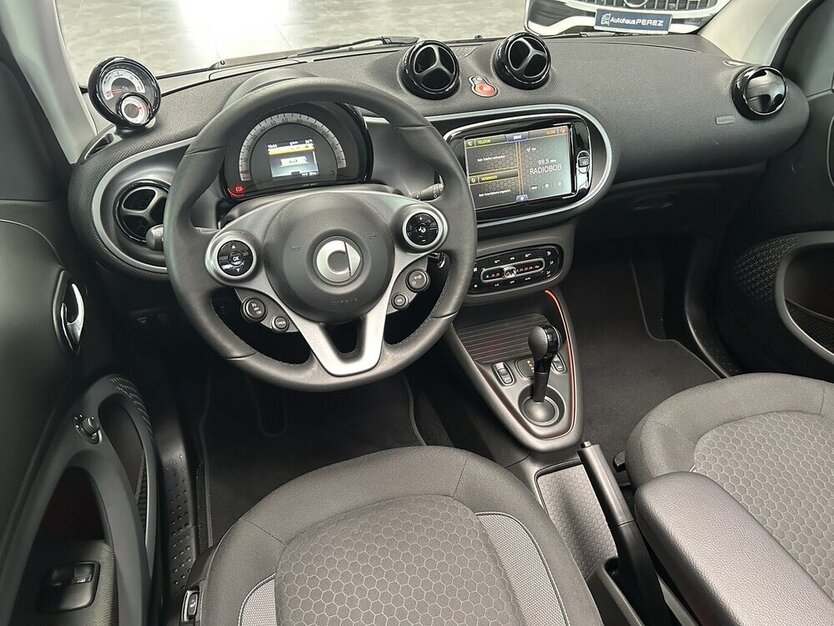 ForTwo EQ CABRIO EXCLUSIVE-22KW-RÜCKFAHRKAMERA