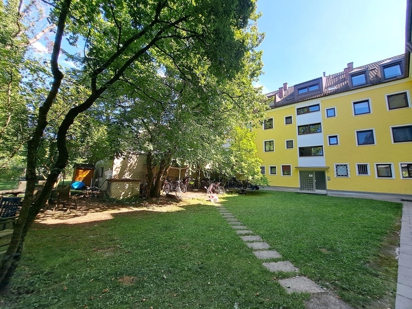 4,5-Zimmer-Wohnung (ohne Balkon!) in München-Sendling