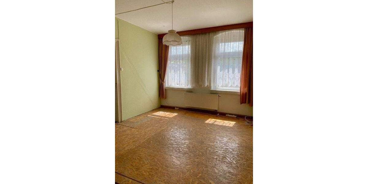Reihenendhaus Reichenbach - 1 Zimmer, 208 m&sup2;, 85.000&euro; | Angebot:23209480