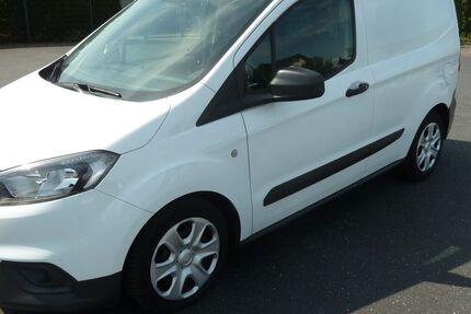 Ford Tourneo Courier 146.000 km 7.300 &euro; Geldern 47608