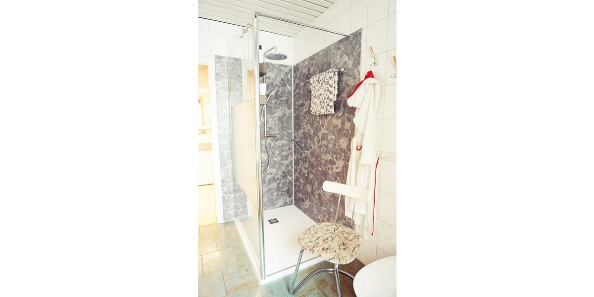 Gepflegtes 1-2 Fam. Haus, neuwertige Heizung, div. Renovierungen, Garten, Doppel-Garage, Terrasse, B - Einfamilienhaus Zierenberg Burghasungen | Angebot:26459788