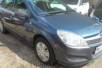 Opel Astra 121.900 km 2.999 € Duisburg 47249