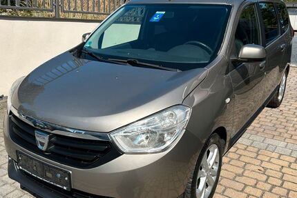 Dacia Lodgy 153.000 km 4.695 &euro; Coswig 01640