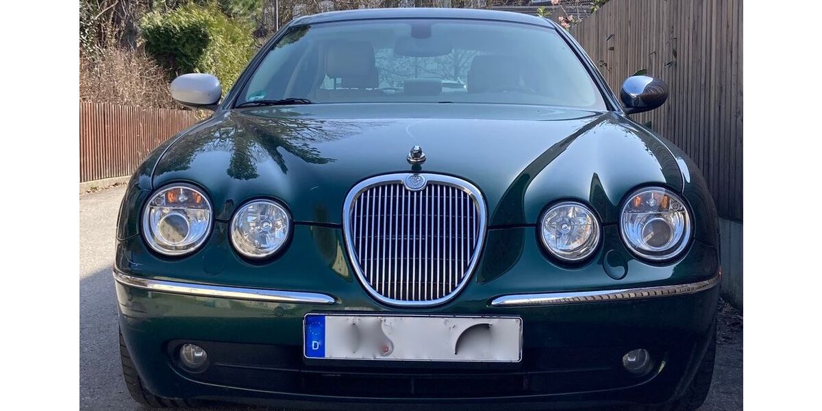 Jaguar S-Type 125.000 km 8.200 &euro; München 81829