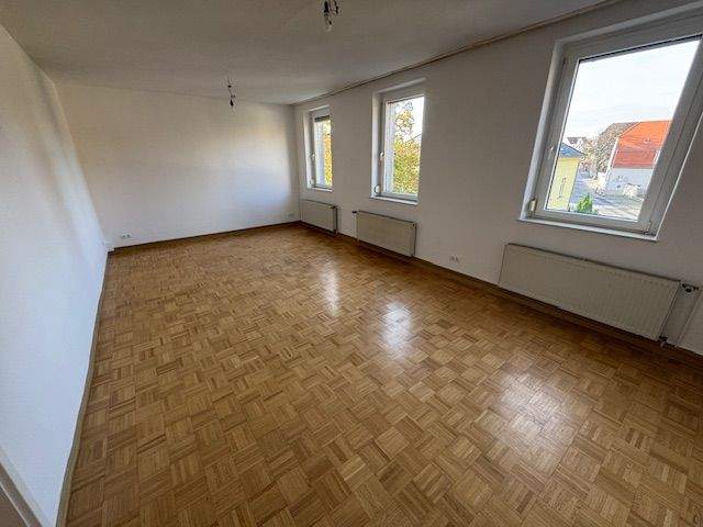 480GS2 - Charmante 4-Zimmer-Wohnung mit Kamin und Einbauküche – direkt an Schule und Bahnhof 4 zimmer