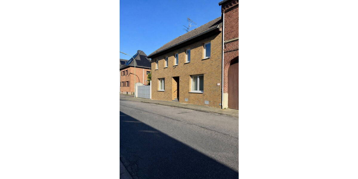 Einfamilienhaus Erkelenz Lövenich - 6 Zimmer, 144 m&sup2;, 295.000&euro; | Angebot:26607268
