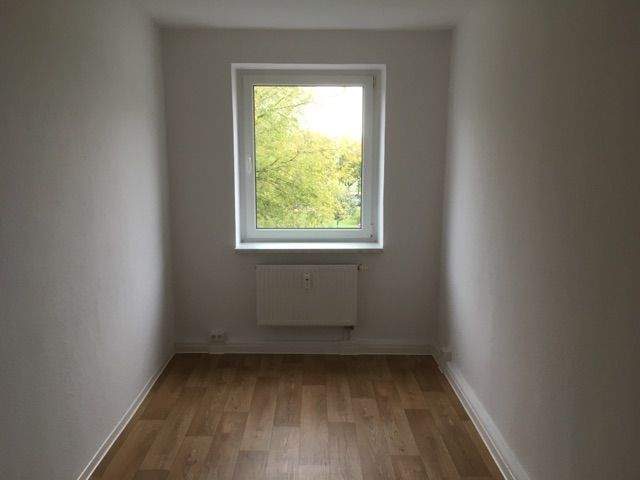 Wohnung mit Balkon sucht Nachmieter im 1.OG! 3 zimmer
