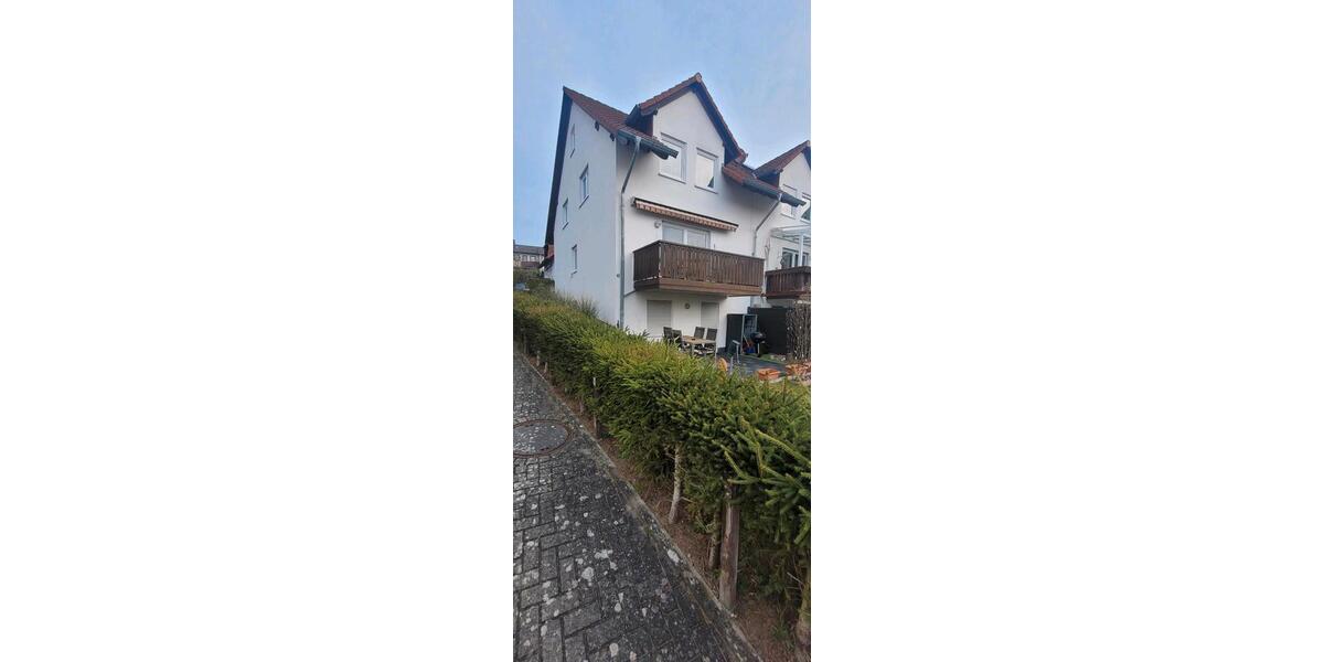 Doppelhaushälfte Schwalmstadt - 5 Zimmer, 140 m&sup2;, 247.000&euro; | Angebot:26802982