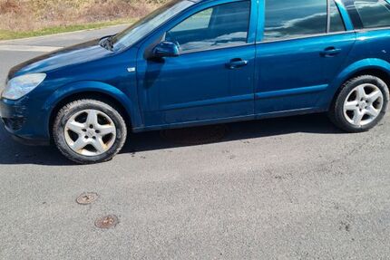 Opel Astra 218.000 km 2.100 &euro; Suhl 98529