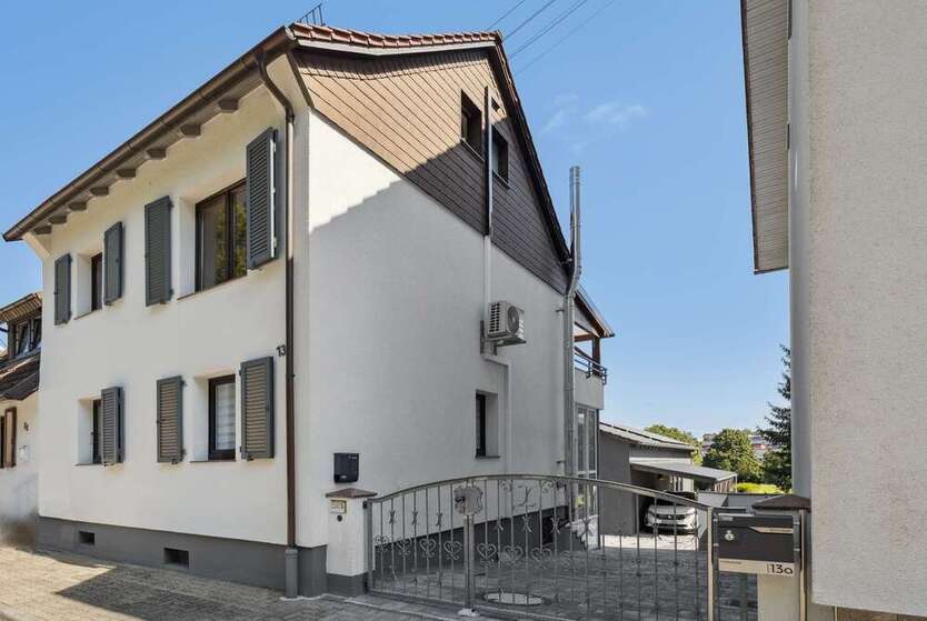 Haus zum Kaufen in Karlsruhe 557.000 € 129.63 m² 6 zimmer