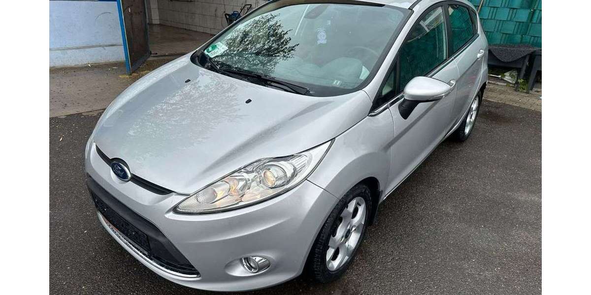Ford Fiesta 104.500 km 5.450 &euro; Berlin 12347
