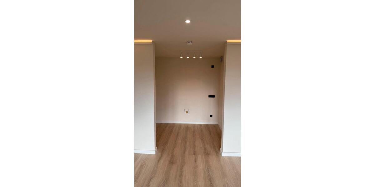 Etagenwohnung Ranis - 2 Zimmer, 61 m&sup2;, 95.000&euro; | Angebot:26904152