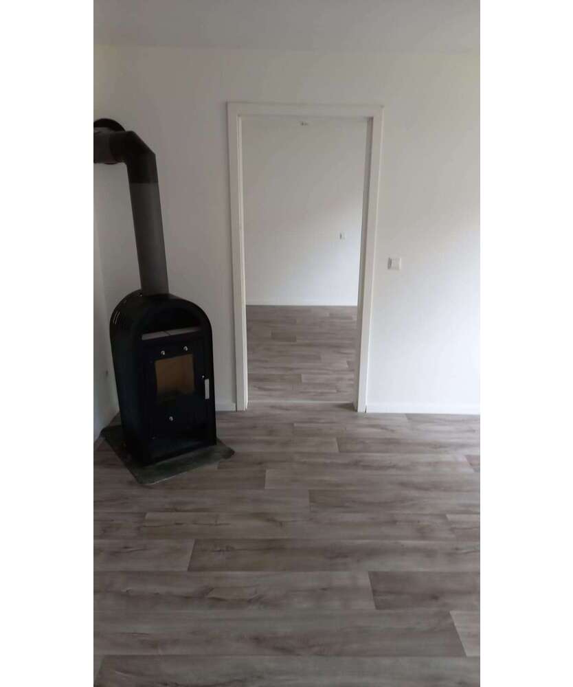 Wohnung zum Mieten in Redwitz an der Rodach 320 € 49.14 m²