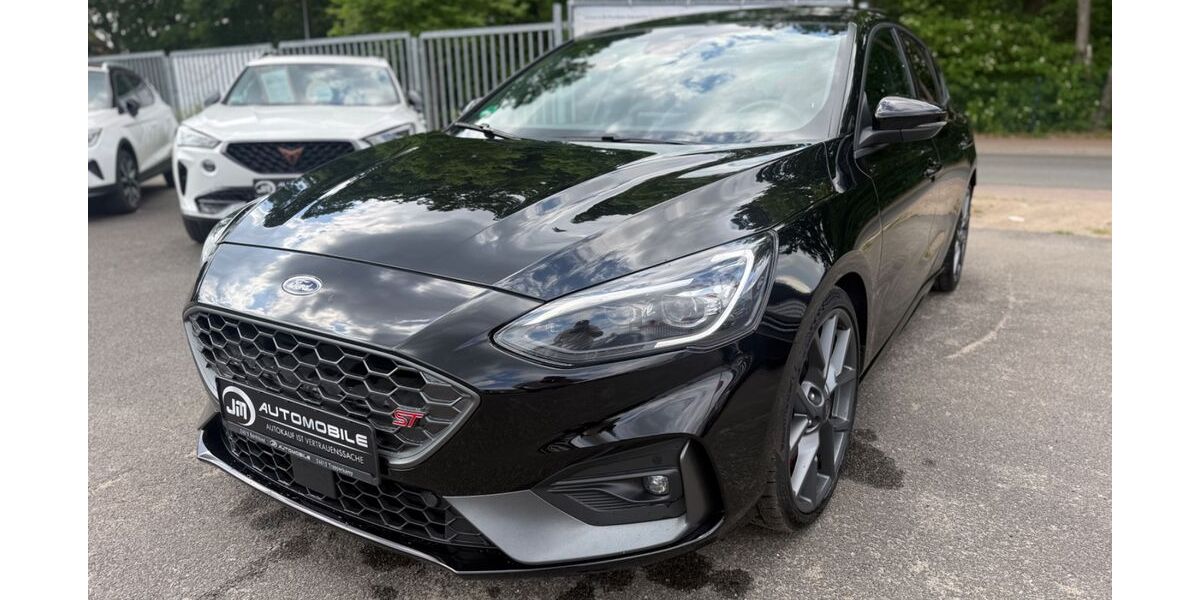 Ford Focus 136.540 km 14.990 &euro; Trappenkamp 24610