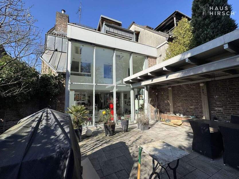 Bezugsfrei! - Modernes Reihenhaus mit großem Garten und Garage in Oberhausen 9 zimmer