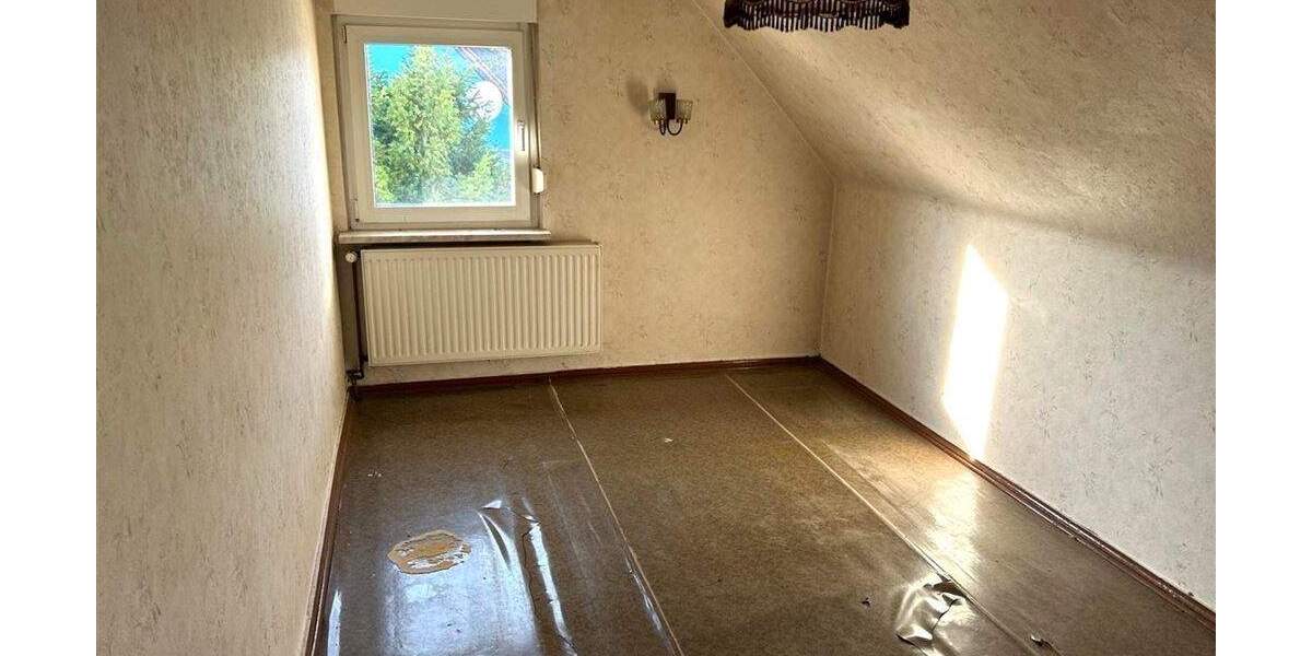 Doppelhaushälfte Gräfenhainichen - 5 Zimmer, 95 m&sup2;, 89.500&euro; | Angebot:25661439