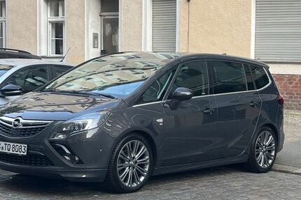 Opel Zafira Life 157.320 km 10.990 &euro; Berlin 13357