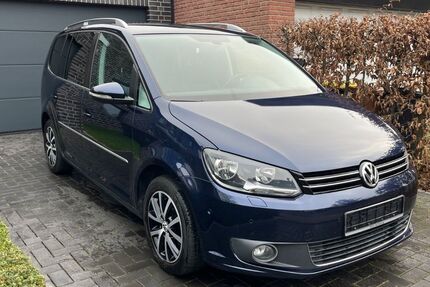 VW Touran 140.050 km 6.300 &euro; Hannover 30655