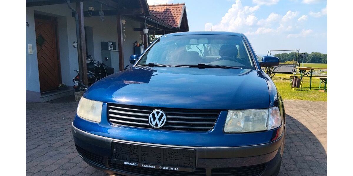 VW Passat 175.260 km 1.450 &euro; Ebersburg 36157