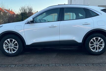 Ford Kuga 68.700 km 19.450 &euro; Schwabmünchen 86830