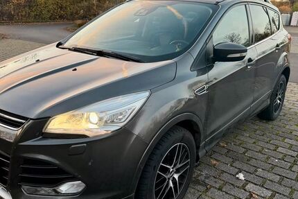 Ford Kuga 142.000 km 12.290 &euro; Kassel 34125