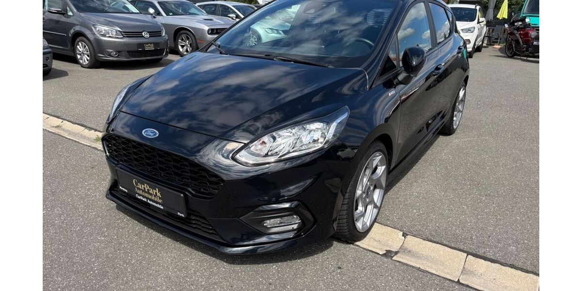 Ford Fiesta 71.186 km 9.599 &euro; Fürth 90763